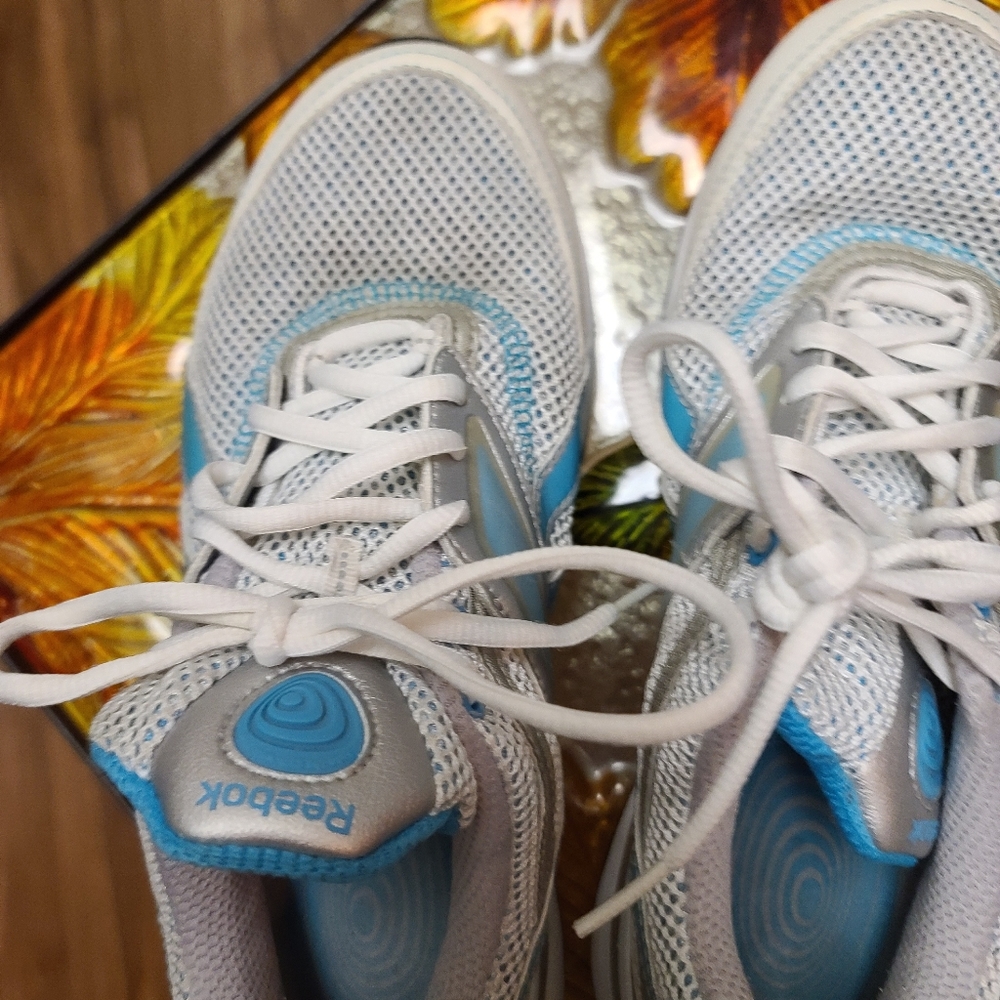 Turquoise and Silver Reeboks - Picture 4 of 7
